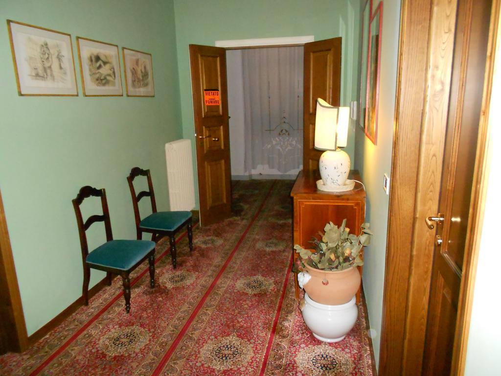 Tarussio Hotell Arezzo Eksteriør bilde