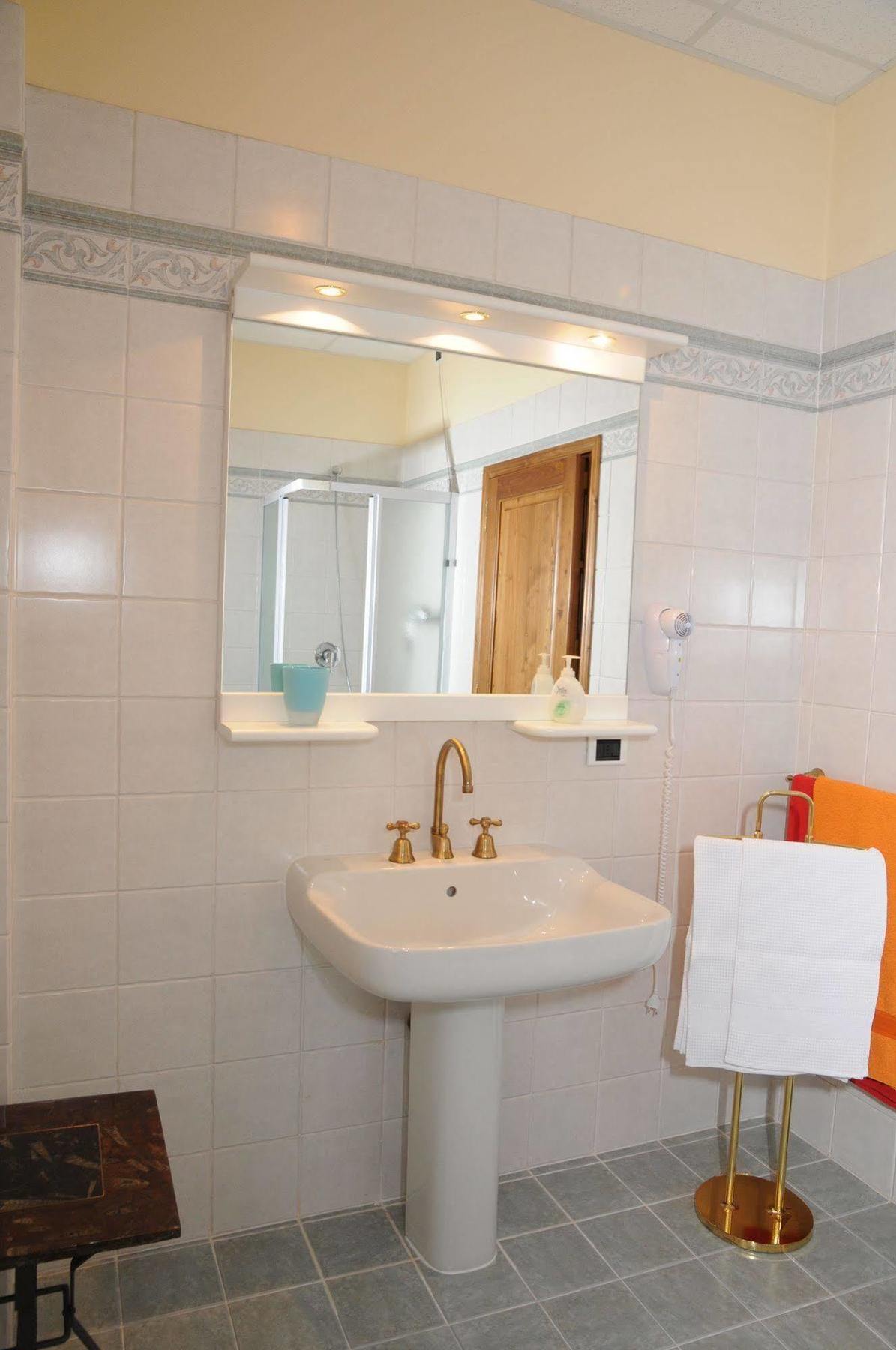 Tarussio Hotell Arezzo Eksteriør bilde